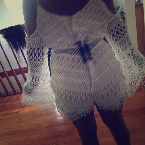 White crochet Romper - Picture 2 of 3